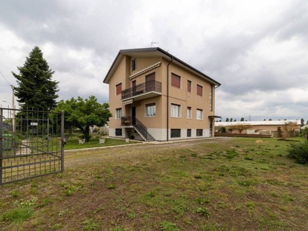 casa indipendente in vendita a Cernusco sul Naviglio