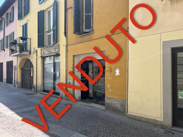 locale commerciale in vendita a Cernusco sul Naviglio