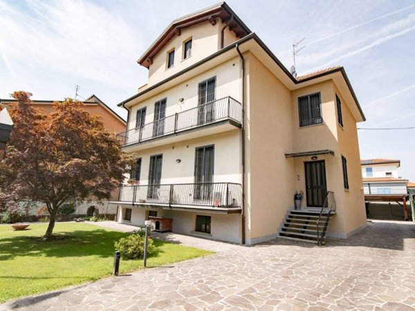 appartamento in vendita a Cernusco sul Naviglio