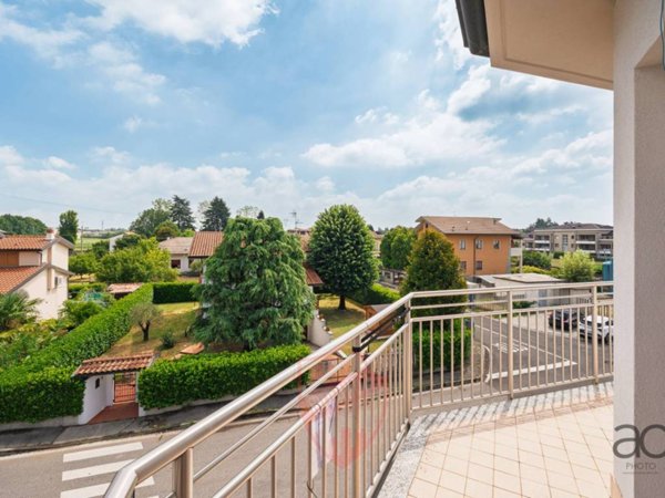 appartamento in vendita a Cernusco sul Naviglio in zona Ronco