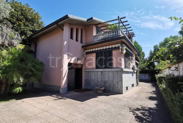 casa indipendente in vendita a Cernusco sul Naviglio
