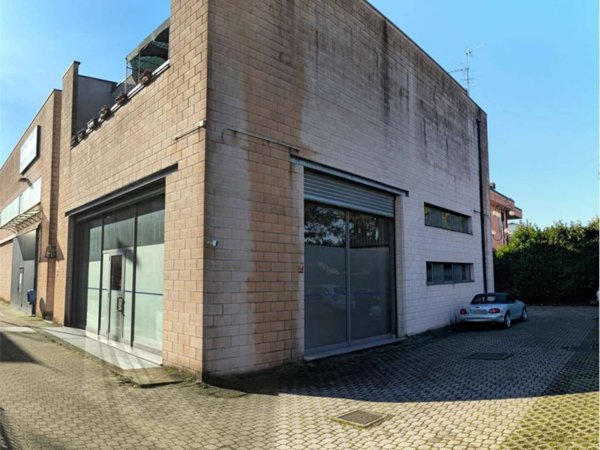 ufficio in vendita a Cernusco sul Naviglio