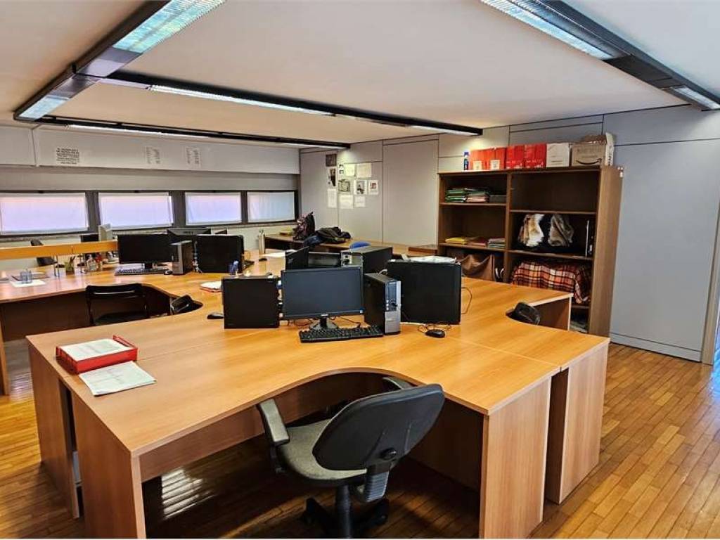 ufficio in vendita a Cernusco sul Naviglio