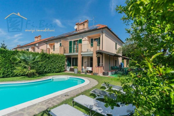 casa indipendente in vendita a Cernusco sul Naviglio