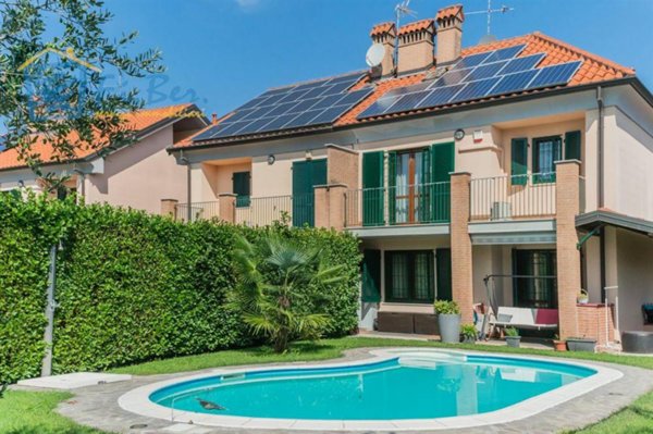 casa indipendente in vendita a Cernusco sul Naviglio