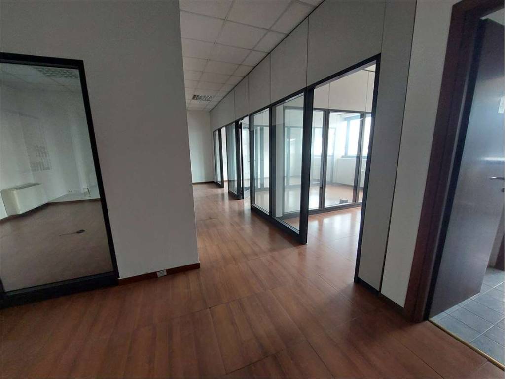 ufficio in vendita a Cernusco sul Naviglio