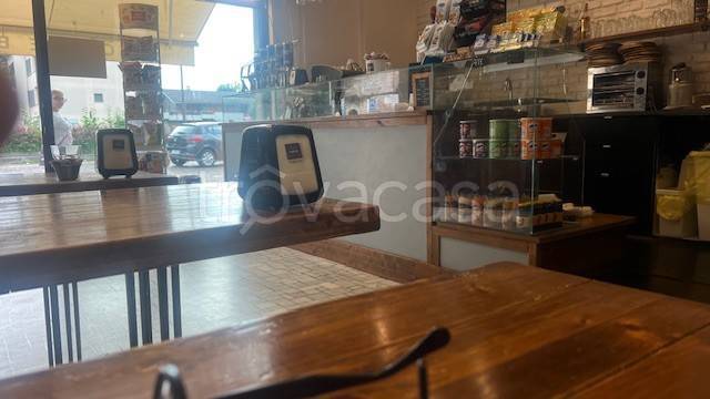 negozio in vendita a Cernusco sul Naviglio