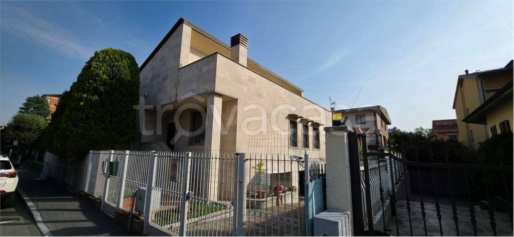 casa indipendente in vendita a Cernusco sul Naviglio