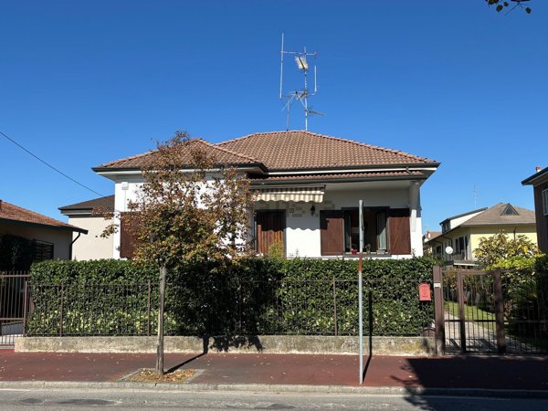 casa indipendente in vendita a Cernusco sul Naviglio