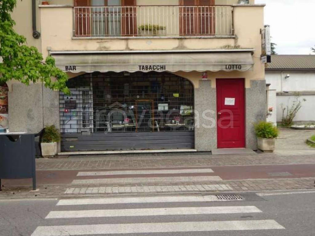 negozio in vendita a Cernusco sul Naviglio