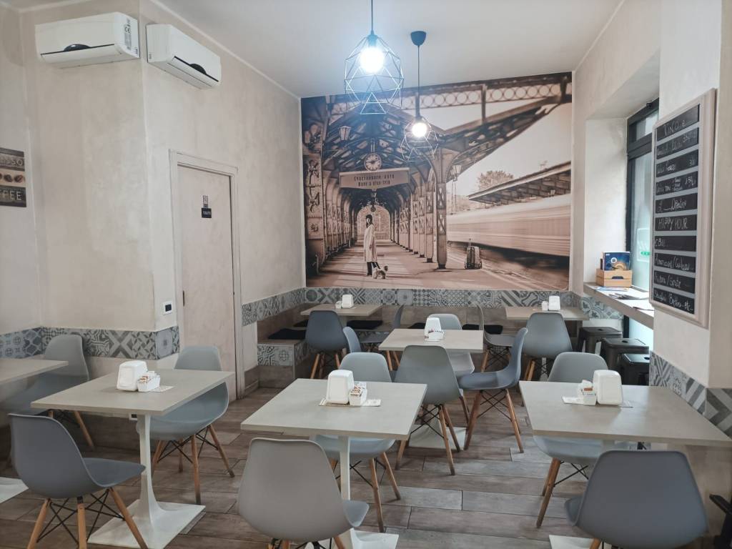negozio in vendita a Cernusco sul Naviglio