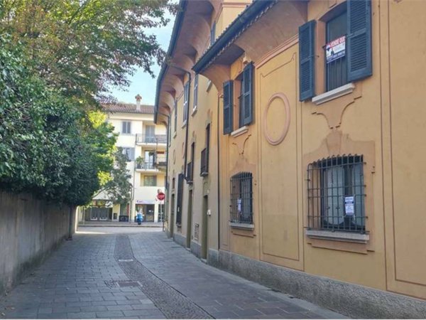 ufficio in vendita a Cernusco sul Naviglio