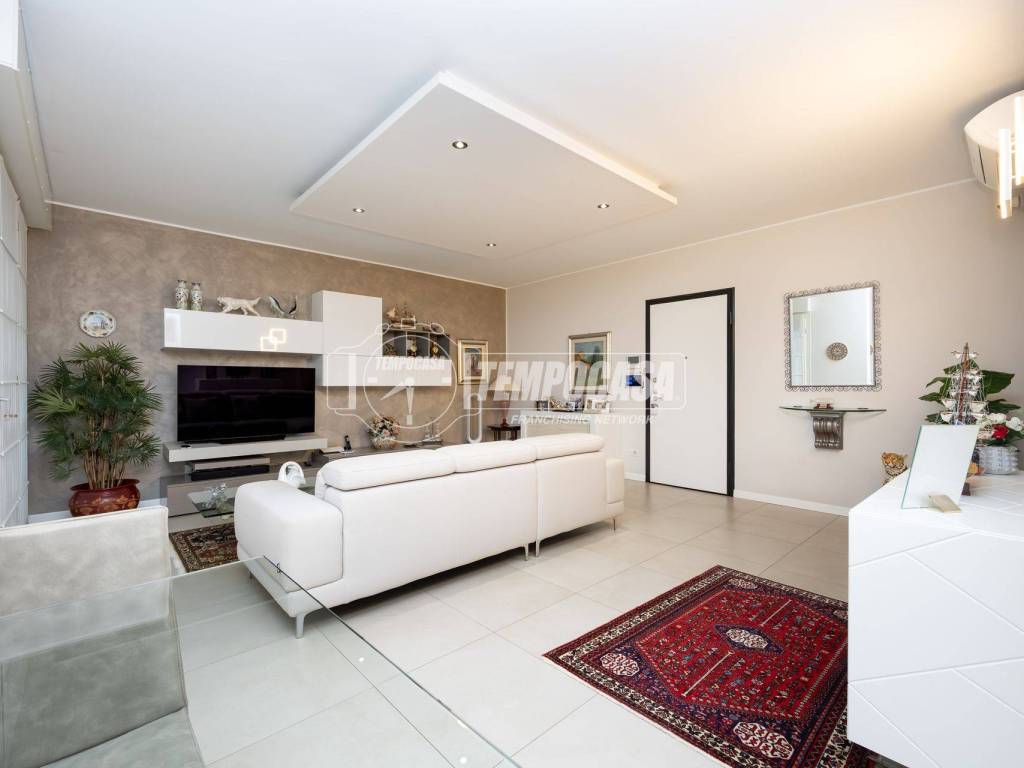 appartamento in vendita a Cernusco sul Naviglio in zona Ronco