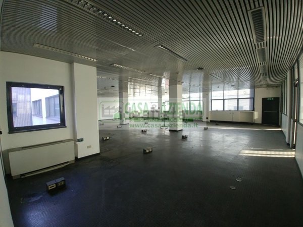 ufficio in vendita a Cernusco sul Naviglio