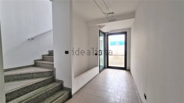 capannone in vendita a Cernusco sul Naviglio