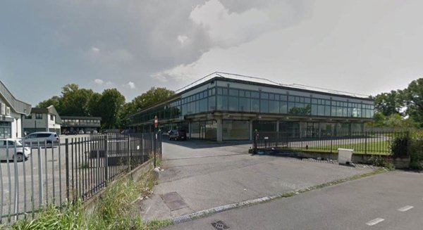 locale di sgombero in vendita a Cernusco sul Naviglio
