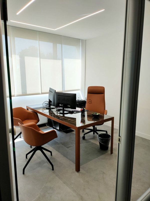 ufficio in vendita a Cernusco sul Naviglio