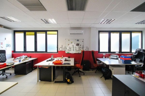 ufficio in vendita a Cernusco sul Naviglio
