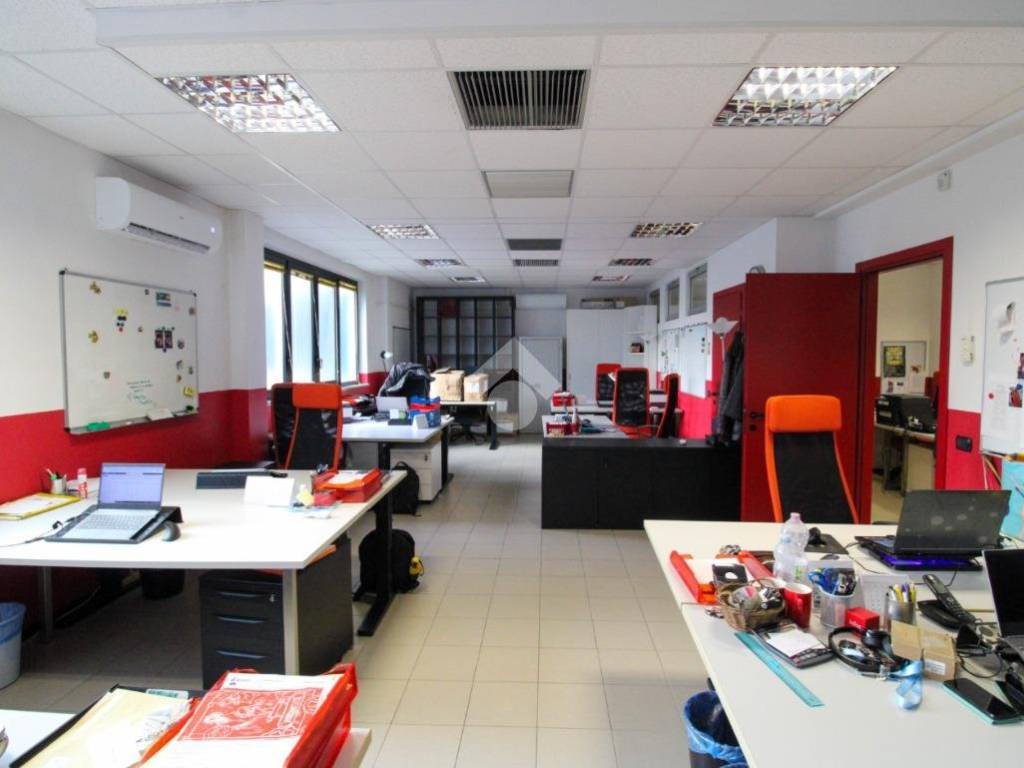 ufficio in vendita a Cernusco sul Naviglio