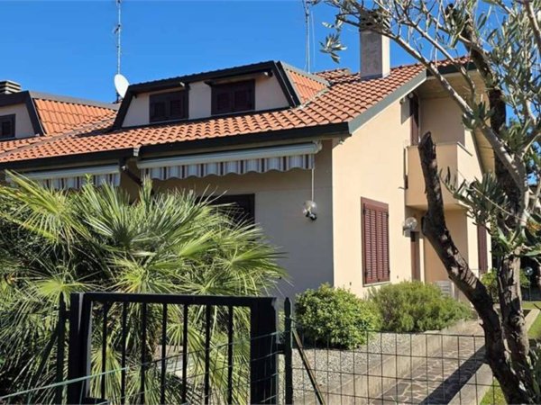 casa indipendente in vendita a Cernusco sul Naviglio
