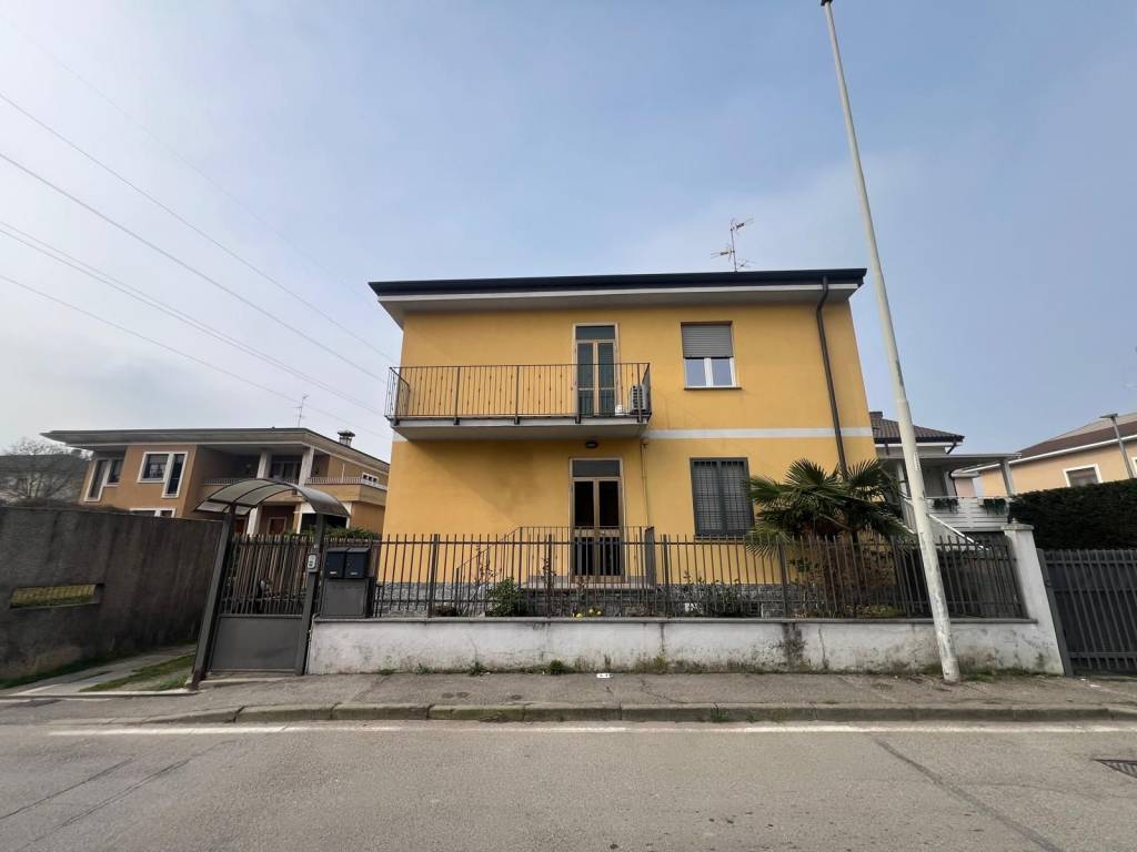casa indipendente in vendita a Cernusco sul Naviglio