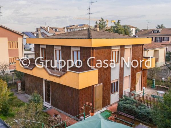 casa indipendente in vendita a Cernusco sul Naviglio
