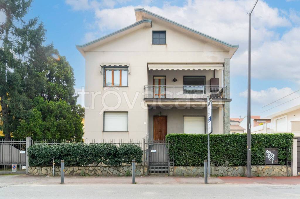 casa indipendente in vendita a Cernusco sul Naviglio