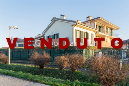 appartamento in vendita a Cernusco sul Naviglio in zona Ronco