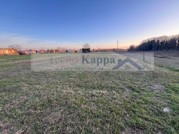 casale in vendita a Cernusco sul Naviglio