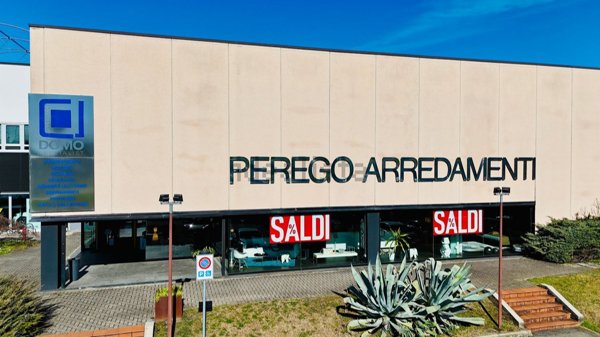 locale commerciale in vendita a Cernusco sul Naviglio