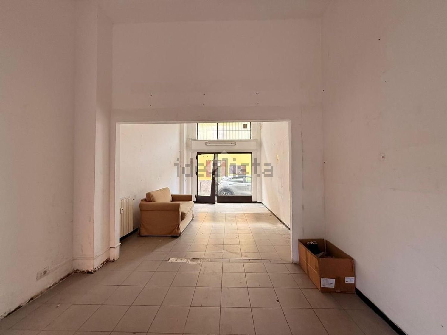 negozio in vendita a Cernusco sul Naviglio