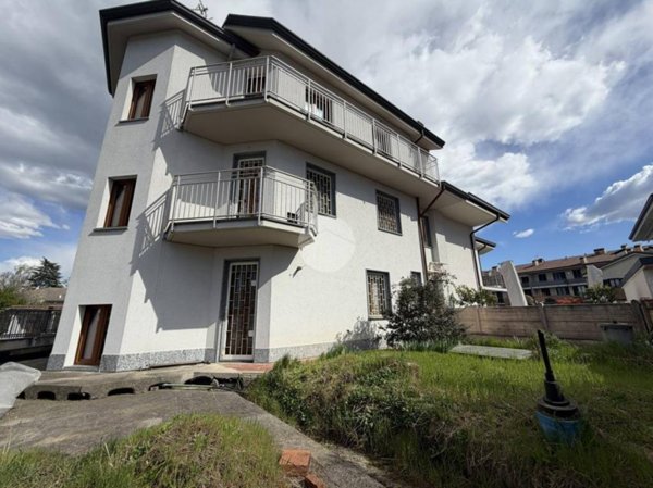 appartamento in vendita a Cernusco sul Naviglio in zona Ronco