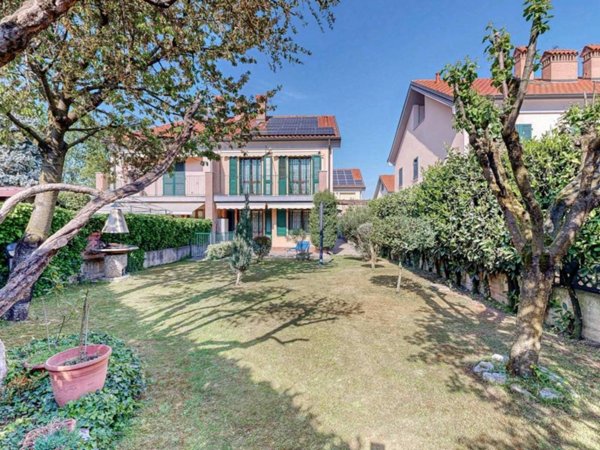 casa indipendente in vendita a Cernusco sul Naviglio