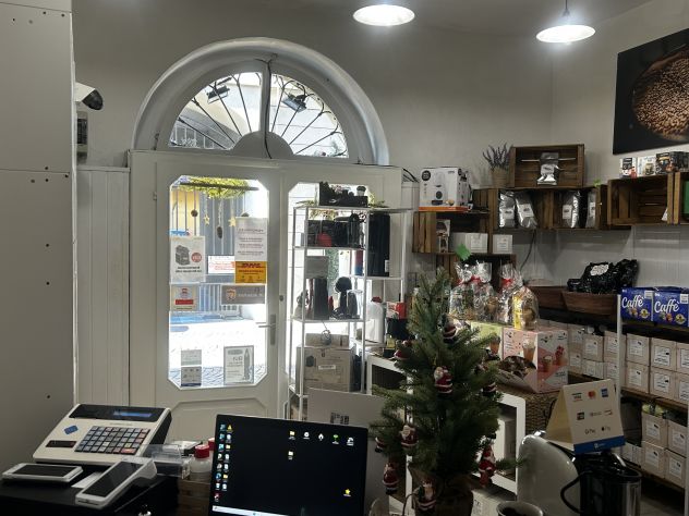 negozio in vendita a Cernusco sul Naviglio