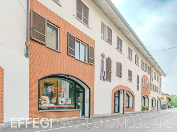 negozio in vendita a Cernusco sul Naviglio