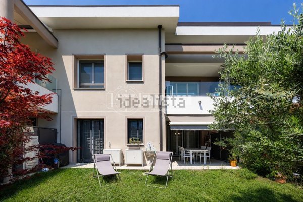 appartamento in vendita a Cernusco sul Naviglio in zona Ronco