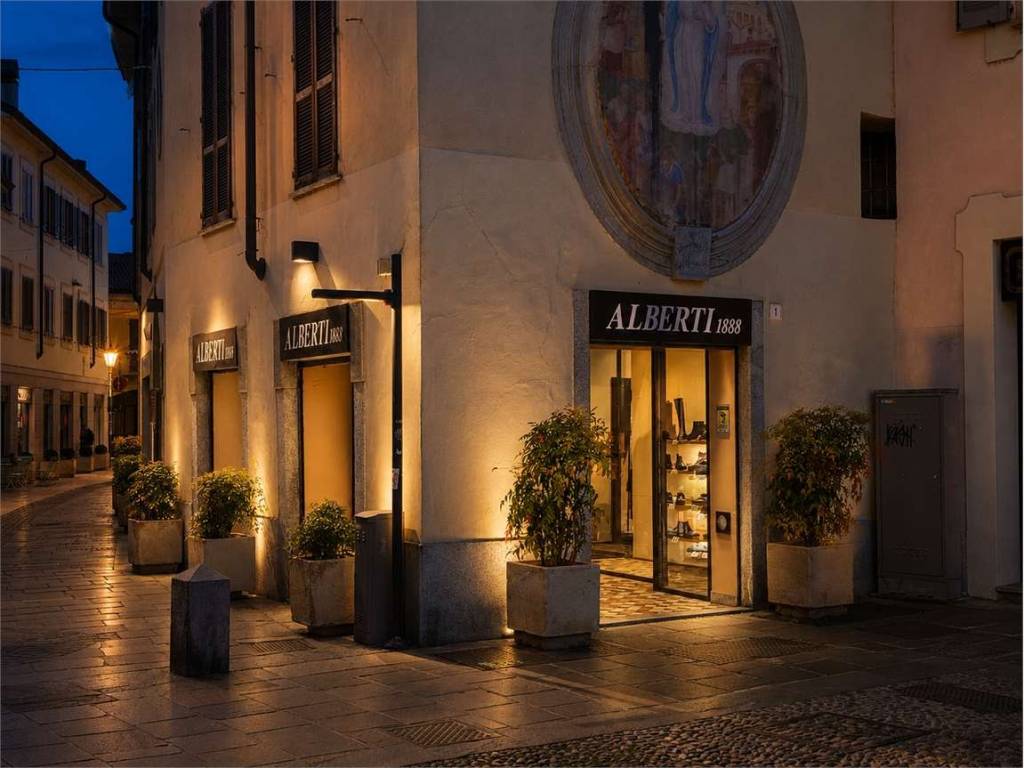negozio in vendita a Cernusco sul Naviglio