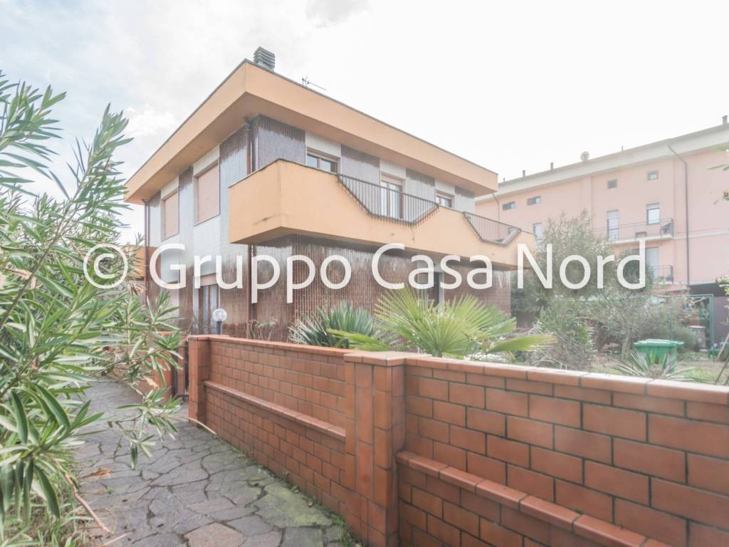 casa indipendente in vendita a Cernusco sul Naviglio