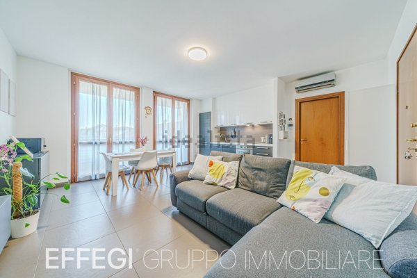 appartamento in vendita a Cernusco sul Naviglio in zona Ronco