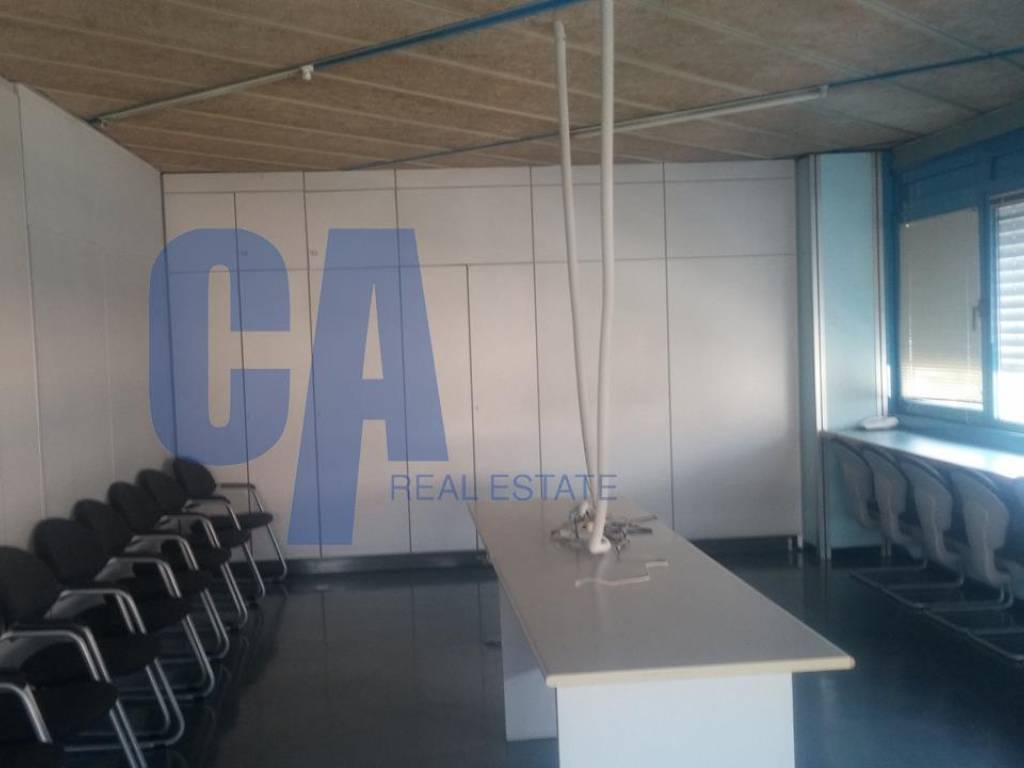 ufficio in vendita a Cernusco sul Naviglio in zona Ronco