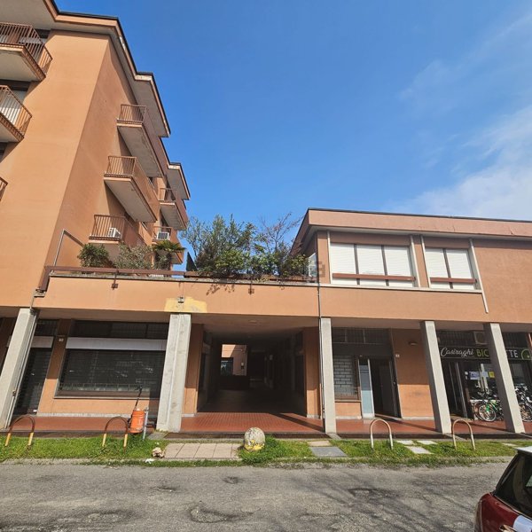 box auto in vendita a Cernusco sul Naviglio