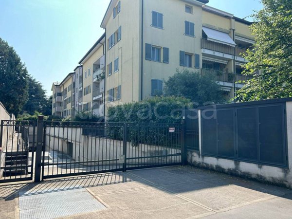 box auto in vendita a Cernusco sul Naviglio