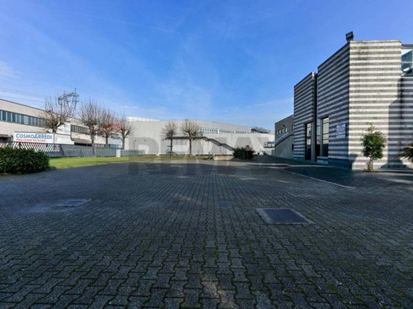intera palazzina in vendita a Cernusco sul Naviglio