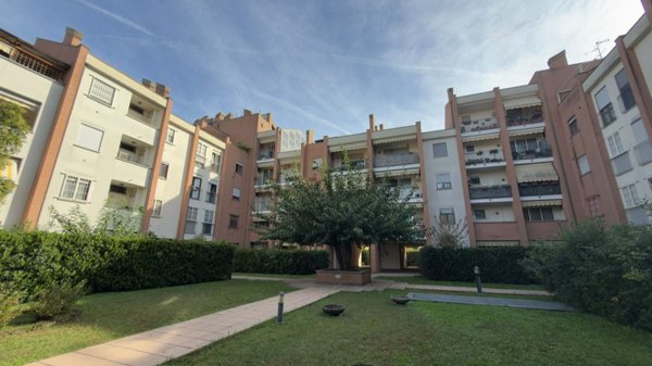 appartamento in vendita a Cernusco sul Naviglio in zona Ronco