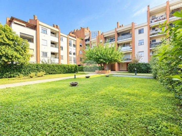appartamento in vendita a Cernusco sul Naviglio in zona Ronco
