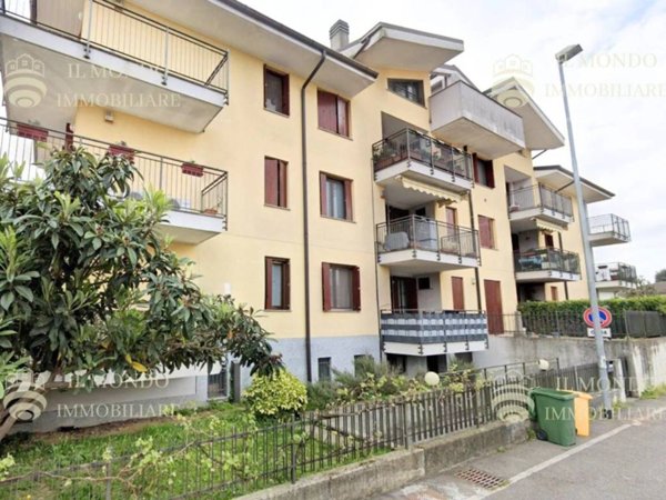 appartamento in vendita a Cerro al Lambro