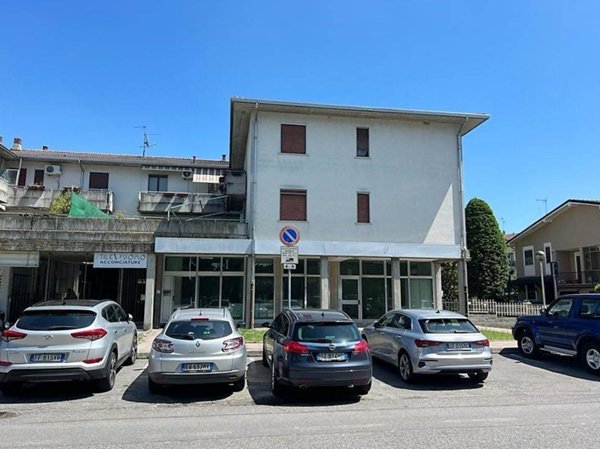 appartamento in vendita a Cerro al Lambro