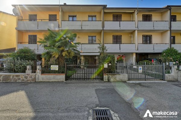 casa indipendente in vendita a Cerro al Lambro