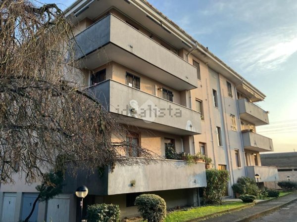 appartamento in vendita a Cerro al Lambro