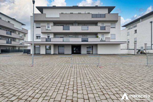 appartamento in vendita a Cerro al Lambro